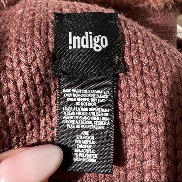 Faux Fur Scarf - Picture 5 of 5